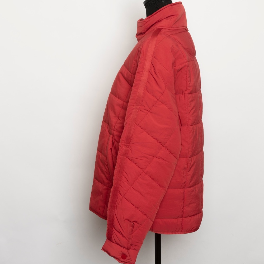 Puffer Jacket - Picture 6 of 9